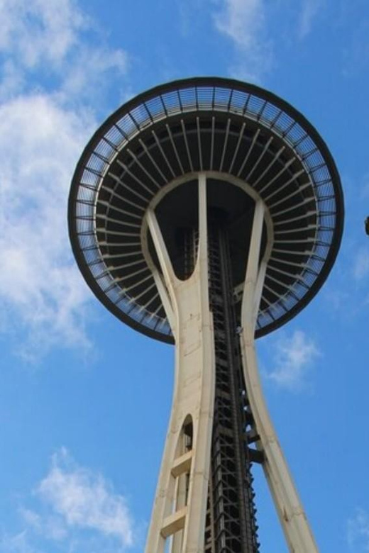 Seattle: 1-Day City Tour Pike Place Market, Gas Works Park - Chihuly Garden and Glass: a colorful indoor choice