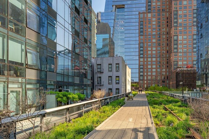 Semi-Private Meatpacking District, Chelsea Market, and High Line Walking Tour - Why this corner of Manhattan deserves two hours