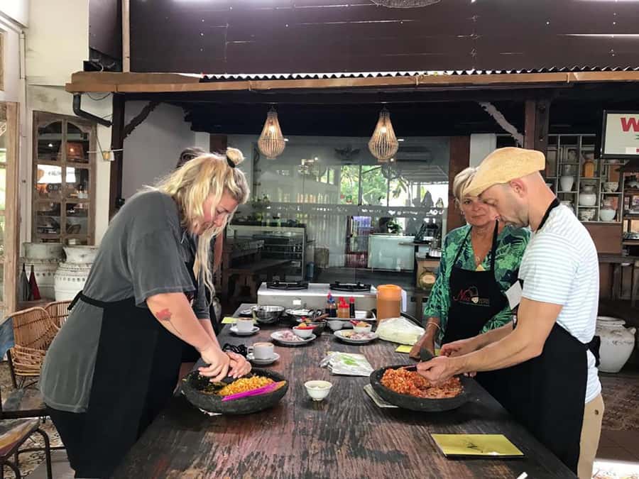 Seminyak: Balinese Cooking Class & Market Tour - The morning market: short, useful, and very local