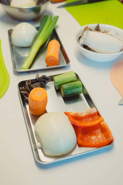 Seoul: Authentic Korean Cooking Class and Market Tour - Why the four-person limit matters