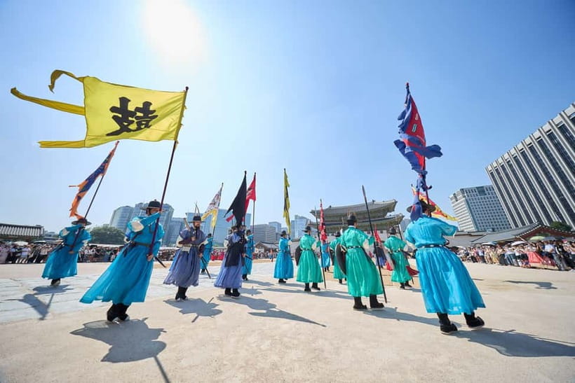 Seoul: Bukchon Village, Gyeongbokgung, Gwangjang Market - Why this half-day Seoul tour works
