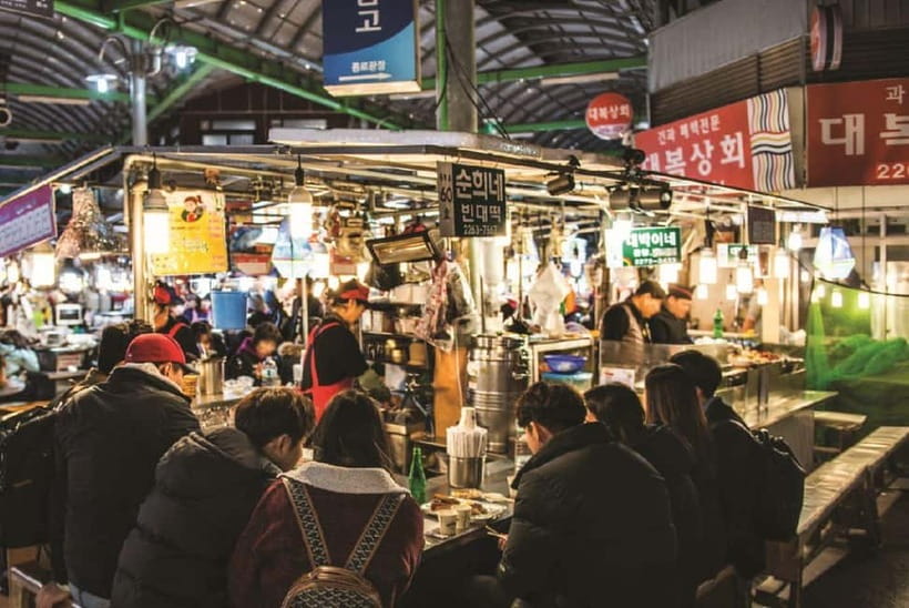Seoul: Changgyeonggung & Gwangjang Market & Naksan Park - Starting near Honghwamun or Jongno 5-ga