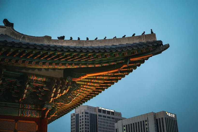 Seoul: Colonial History Tour with Prison&Palace, Market Food - Namdaemun Market and the reward of Kalguksu Alley