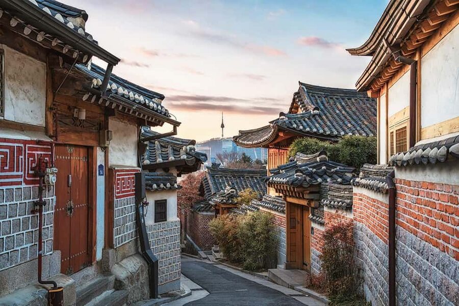 Seoul Day Tour: Gyeongbok Palace, Bukchon, Gwangjang Market - What Makes This Seoul Tour Worth Considering