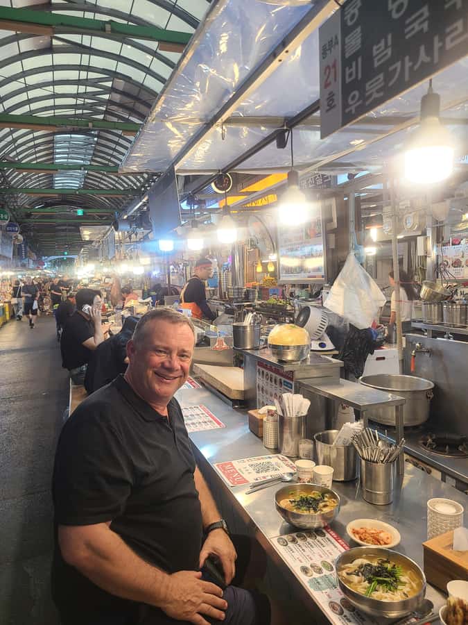 Seoul Evening Tour:Gwangjang Market&Naksan Park&Eungbongsan - Should you book this Seoul night tour?