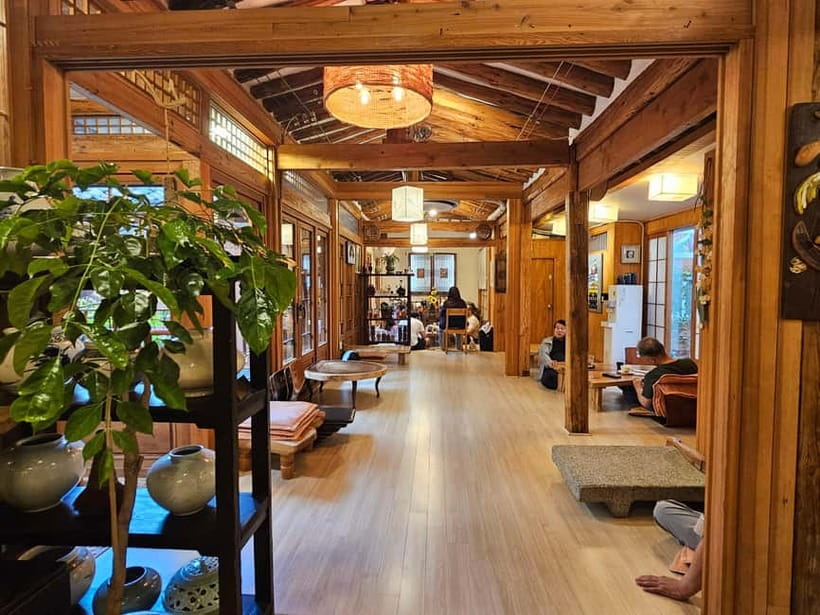 Seoul: Guided Food & Market Tour with 8+ Tastings - Is $71 good value?