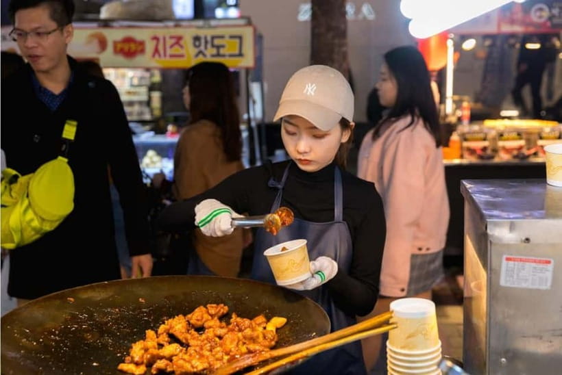 Seoul: Guided Food & Market Tour with 8+ Tastings - Dietary needs and food limitations