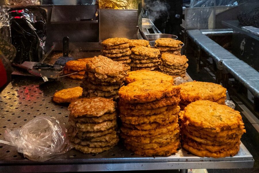 Seoul: Gwangjang Market Netflix Food Tour - Should you book the Gwangjang Market Netflix Food Tour?