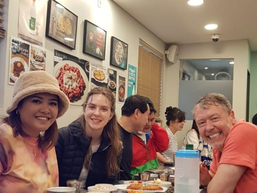 Seoul: Gwangjang Market Netflix Food Tour - What the $64 price really covers