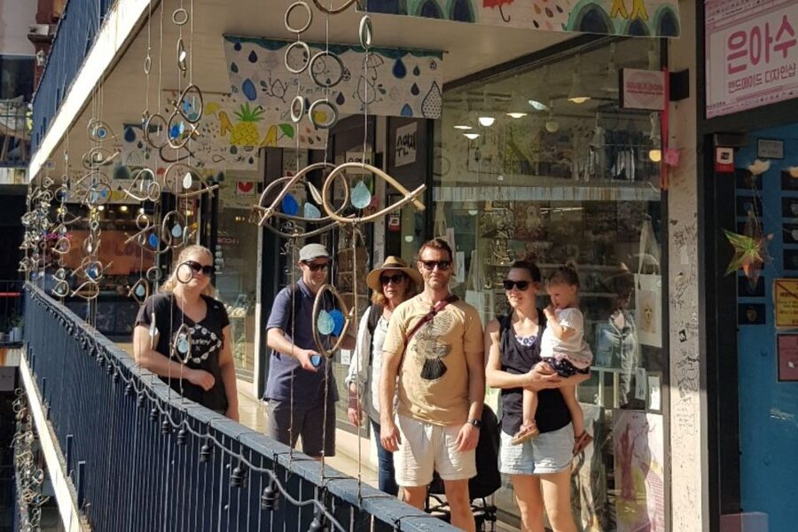 Seoul: Gwangjang Market Netflix Food Tour - The guide can make or break the experience