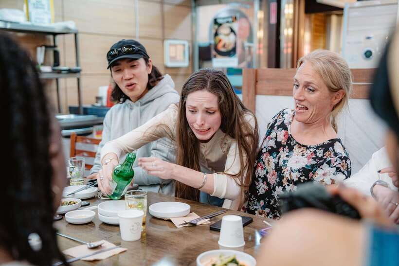 Seoul: Night Market Food Tour with Local Guide - Familiar favorites and brave bites