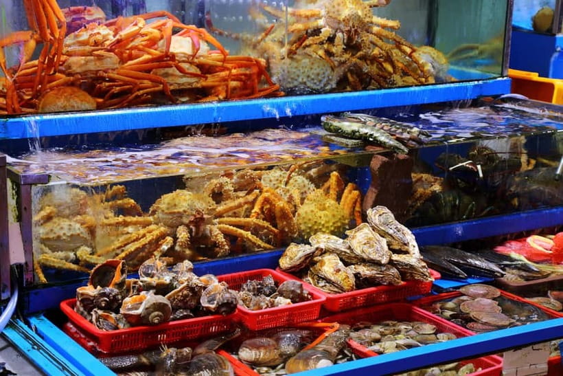 Seoul: The Biggest Sea-food Noryangjin Market Tour - The included meal: sashimi, stew, and local customs