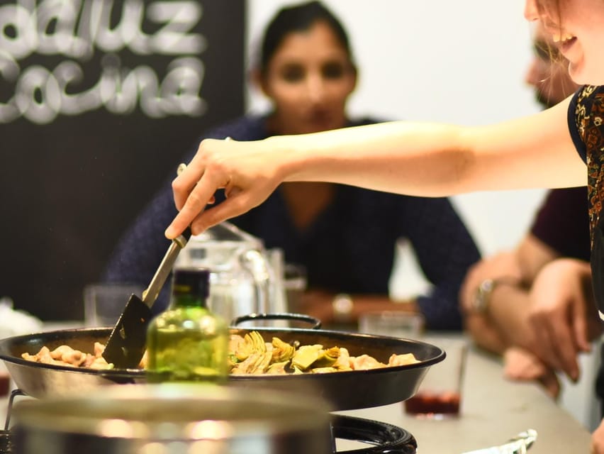 Seville: 3.5-Hour Spanish Cooking Class & Triana Market Tour - The teaching style and group atmosphere
