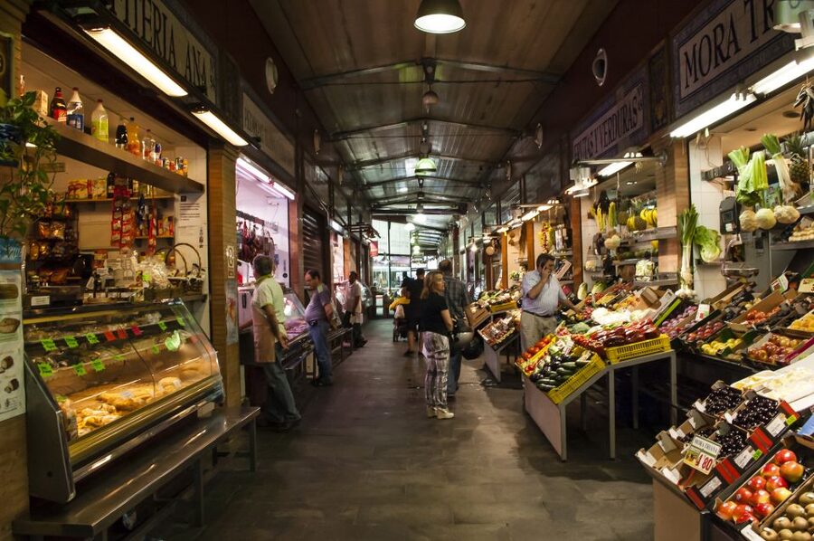 Seville: Triana Market Tour with Tastings - Seasonal fruit, sweets, and regional snacks
