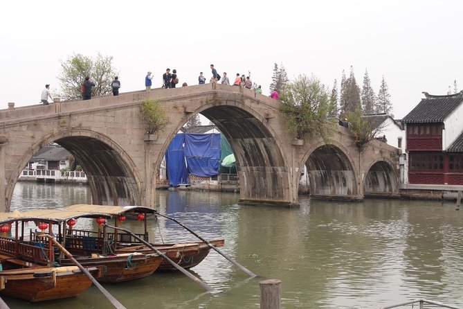 Shanghai Day Tour to Zhujiajiao Water Town, Yu Garden, Bazaar, Bund - Zhujiajiao: three hours beside the canals