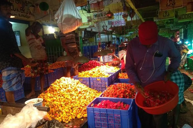 Shopping and Bazaar trail in Chennai - How the guides shape the day