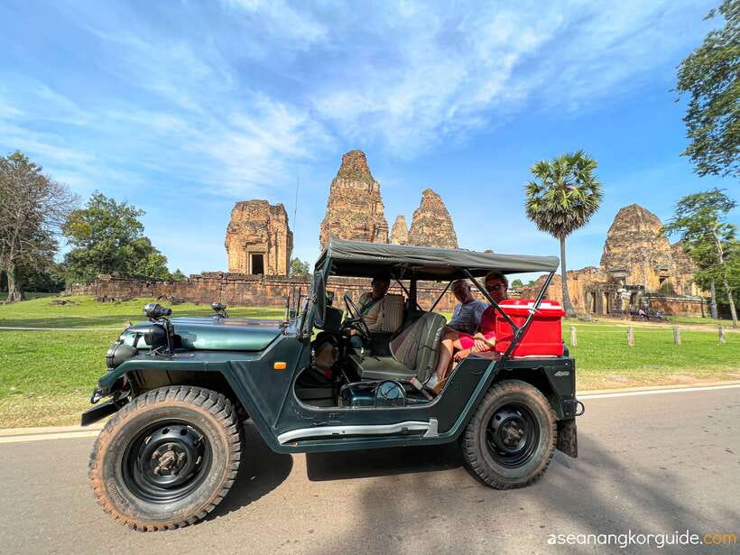 Siem Reap: Angkor Wat Sunrise and Market Tour by Jeep - Angkor Wat before breakfast