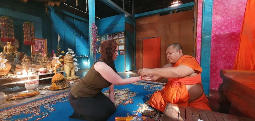 Siem Reap Cambodian Buddhist Water Blessing and Local Market - A short market visit with a local feel