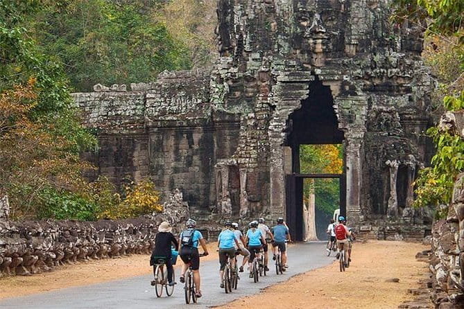 Siem Reap: Morning Bike Tours with Local Market & Lunch - What the $19.50 price really covers