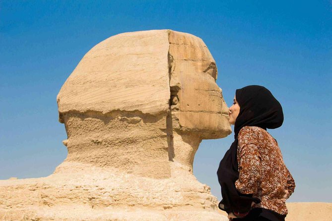 Sightseeing Day Tour to Pyramids, Egyptian Museum and Bazaar from Giza or Cairo - Three hours inside the Egyptian Museum