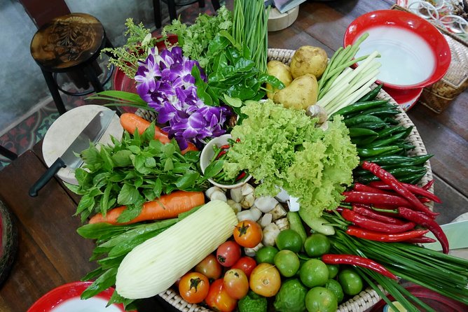 Silom Thai Cooking Experience with Market Visit - The instructors make the difference
