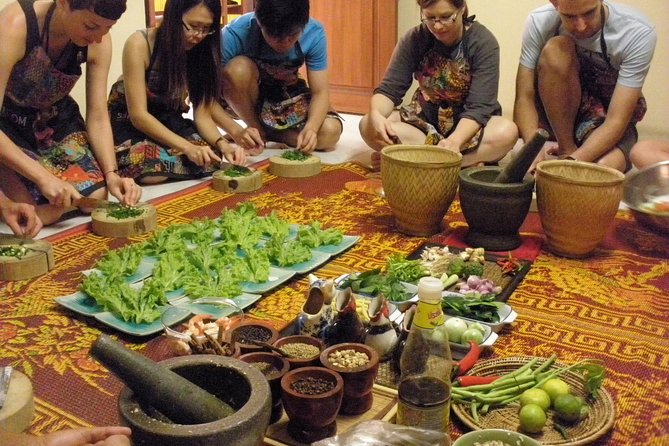 Silom Thai Cooking School with Fresh Market Tour - The morning market visit and the meaning of fresh ingredients