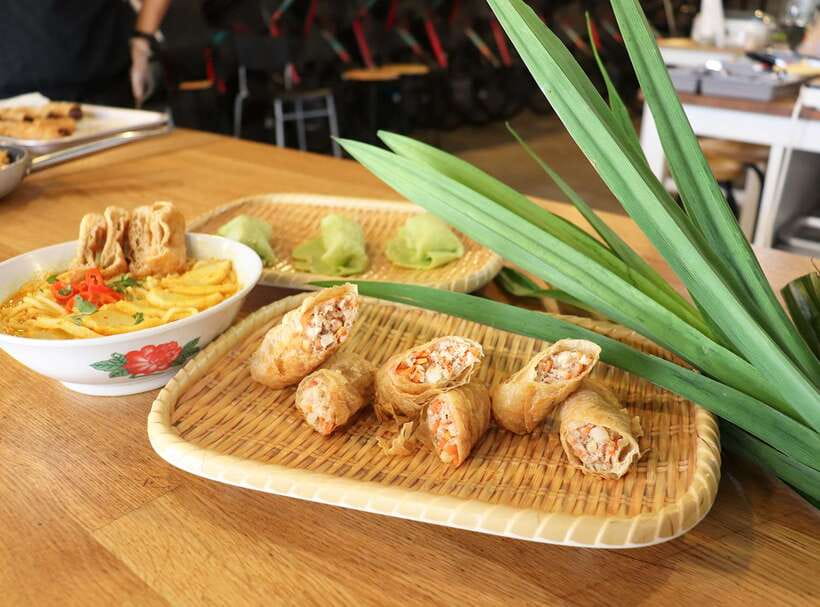 Singapore: Market-to-Table Experience and Cooking Class - What the $109 price includes