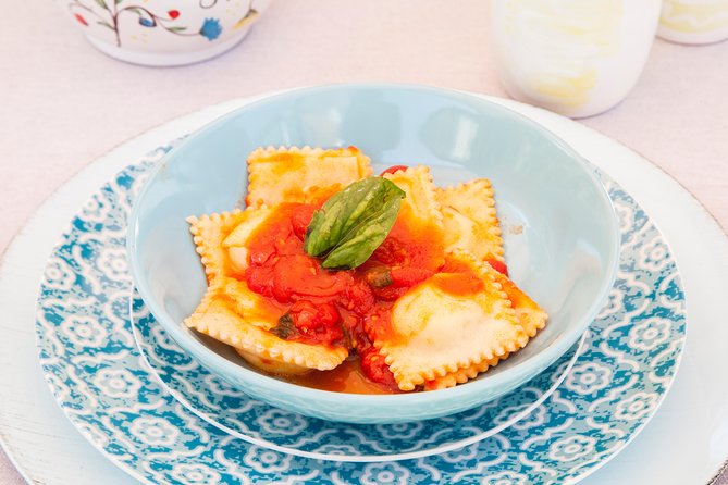 Small Group Market tour and Dining Experience at a Cesarina's home in Brindisi - Who will enjoy this most?