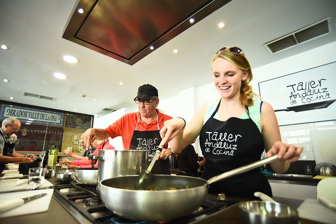 Spanish Cooking Class & Triana Market Tour in Sevilla - Salmorejo, spinach, and chickpeas: a very Andalusian opening