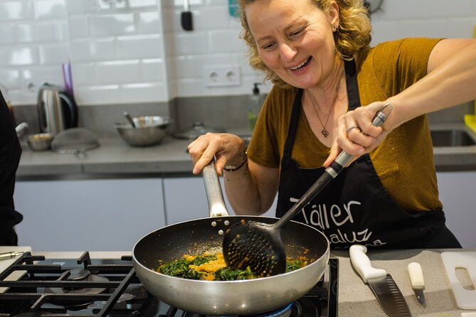 Spanish Cooking Class & Triana Market Tour in Sevilla - Timing, meeting point, and practical planning