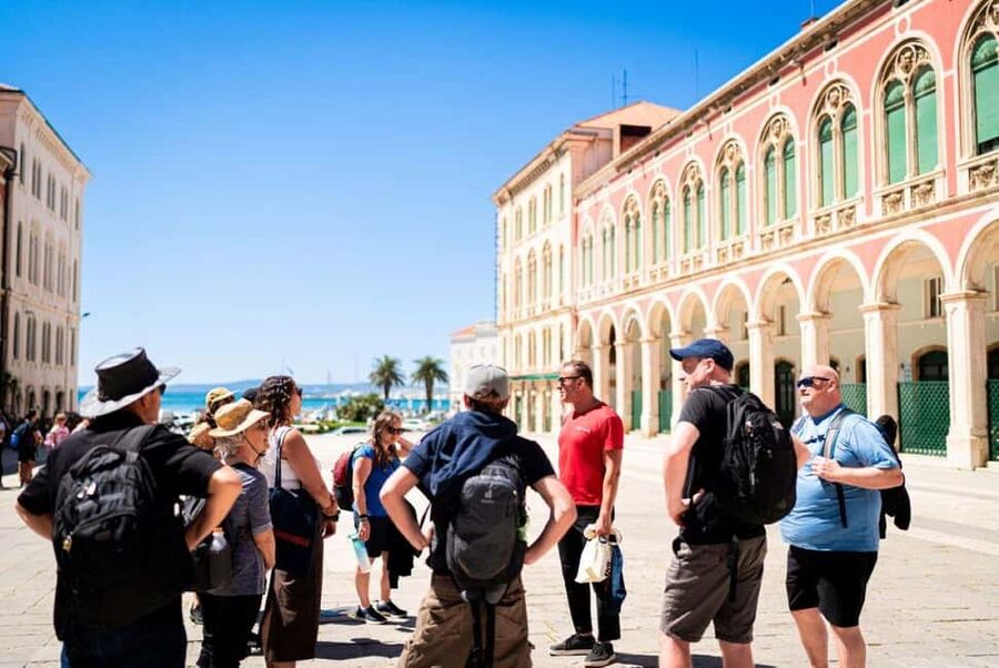 Split: Private Roman History & Market Tour - Tasting Split at the Green Market
