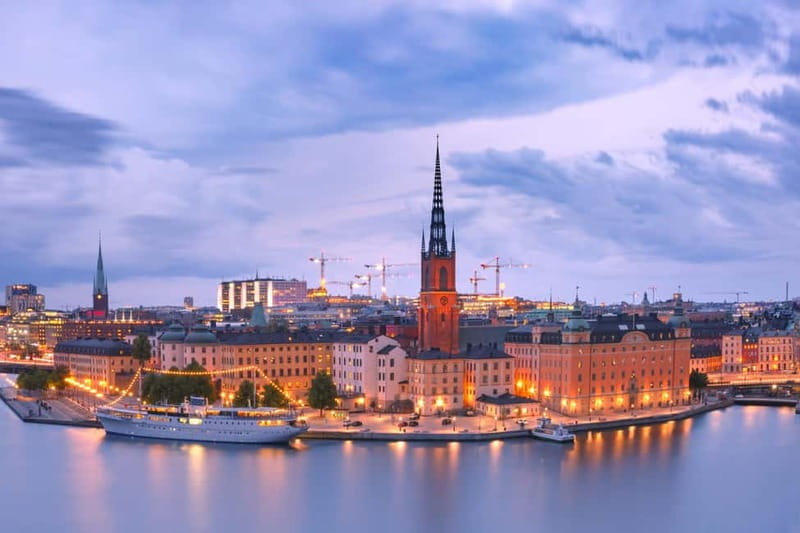 Stockholm: Christmas Market Magic Walking Tour with a Local - Gamla Stan, one street and square at a time