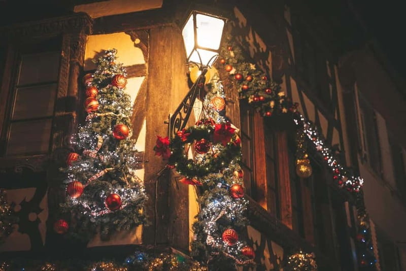 Strasbourg Christmas market tour and culinary city tour with tastings - Crowds, queues, weather, and the comfort factor