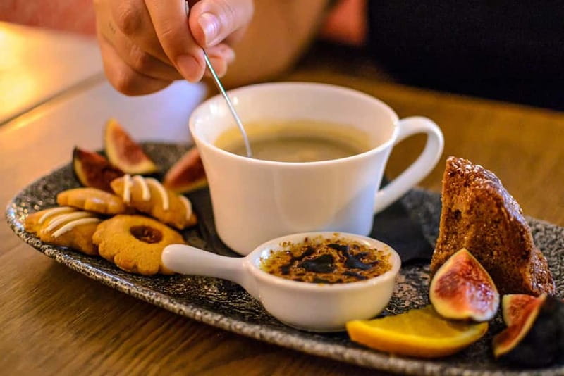 Strasbourg Christmas market tour and culinary city tour with tastings - Starting at Place 5 and Boutique Culture