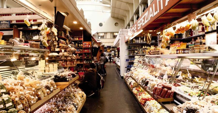 Stuttgart: Guided Tour of the Stuttgart Market Hall - Inside the hall, architecture meets food