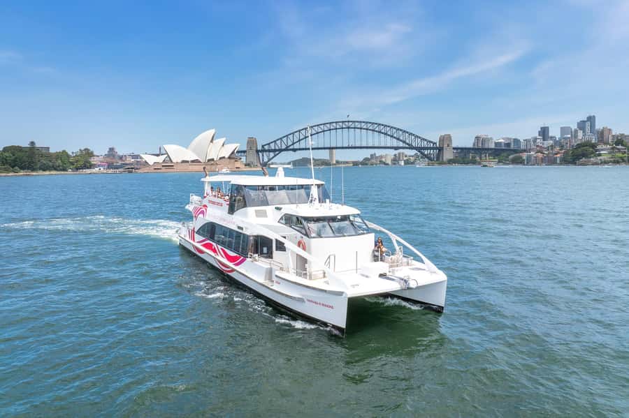 Sydney Harbour & Fish Market Sightseeing Cruise - Seeing the Opera House from the water