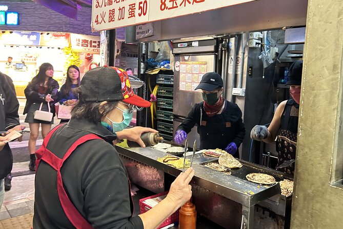 Taipei Hidden Eats, Market & Street Food Tour with 8+ Tastings - A look at university life near National Taiwan Normal University