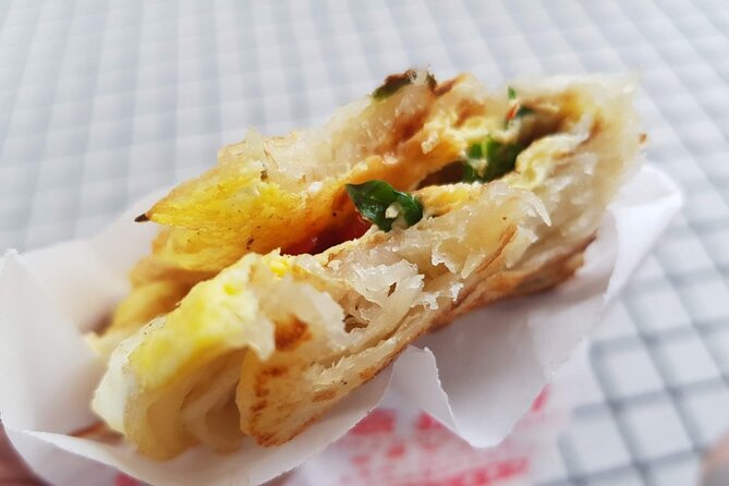 Taipei Hidden Eats, Market & Street Food Tour with 8+ Tastings - Yongkang Street and the biggest run of dishes