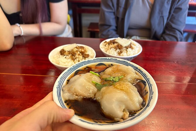 Taipei Hidden Eats, Market & Street Food Tour with 8+ Tastings - Shida Road and the first two bites