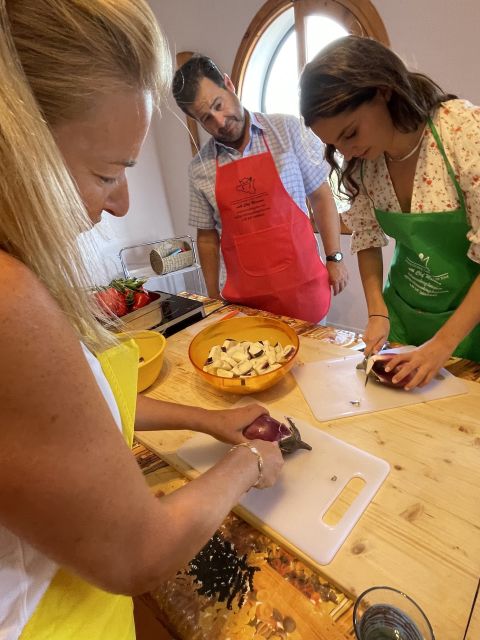 Taormina Half-Day Sicilian Cooking Class & Market Tour - Choosing produce and fish in Taormina