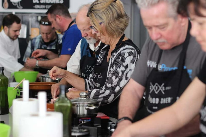 Tapas Cooking Workshop & Market Visit - Kulinera gives the class a practical setting