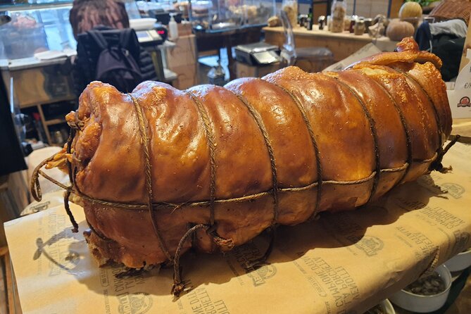 Tasty Trionfale Farmers Market Food Tour and Local Wines Tasting - The Passetto di Borgo and a papal escape route