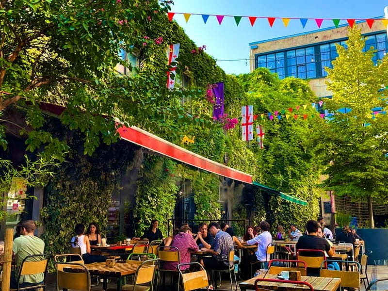 Tbilisi: Street Food & Sightseeing Tour with Local Markets - Why this Tbilisi food walk works