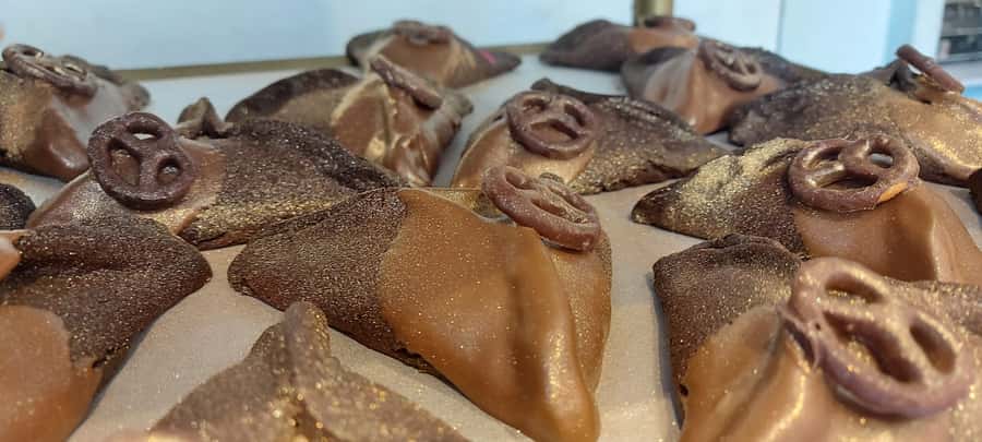 Tel Aviv: 2-Hour Jaffa Flea Market Tour with Tastings - Meeting Your Guide At The Tourist Information Center
