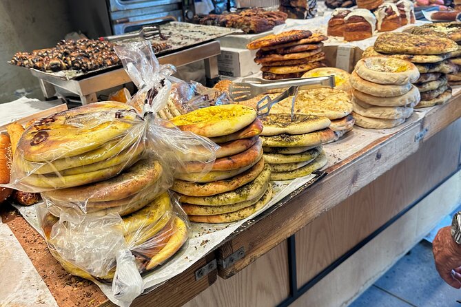 Tel Aviv: Carmel Market Food Tasting Tour “Shuk Hacarmel” - How long the tour really feels