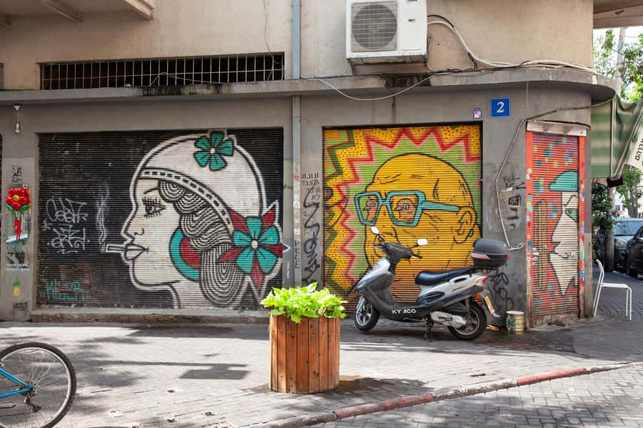 Tel Aviv: Carmel Market & Tel Aviv Tour with Tastings - Starting at Kaufman Street and the Old Railway Station