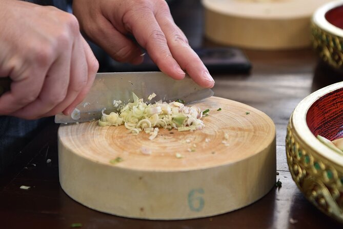 Thai Cooking Class with Market Tour in Sathon Bangkok - Morning, afternoon, or evening classes
