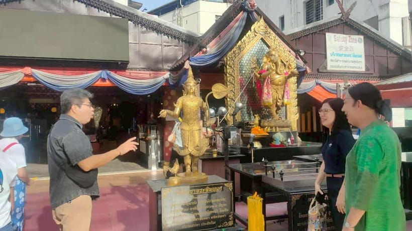 Thai Herbal Cooking Class & Market Tour in Bangkok - Why this Bangkok cooking class feels different