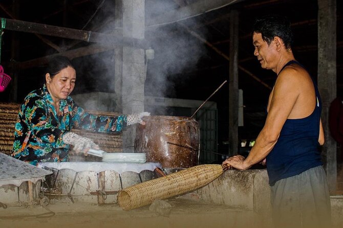 The hidden Fabulous Floating Market and Small Canal - Into the small Mekong canals