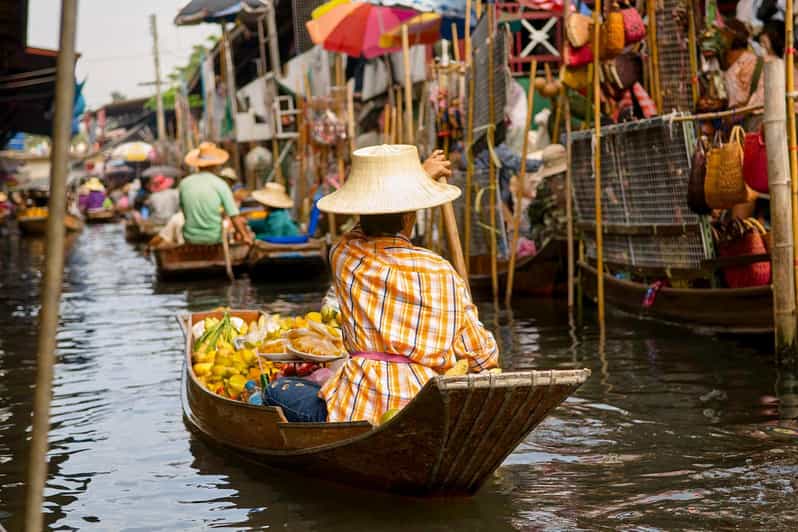 The Old Siam: Damnoen Saduak and Maeklong Railway Market - Two famous markets in one long Bangkok day